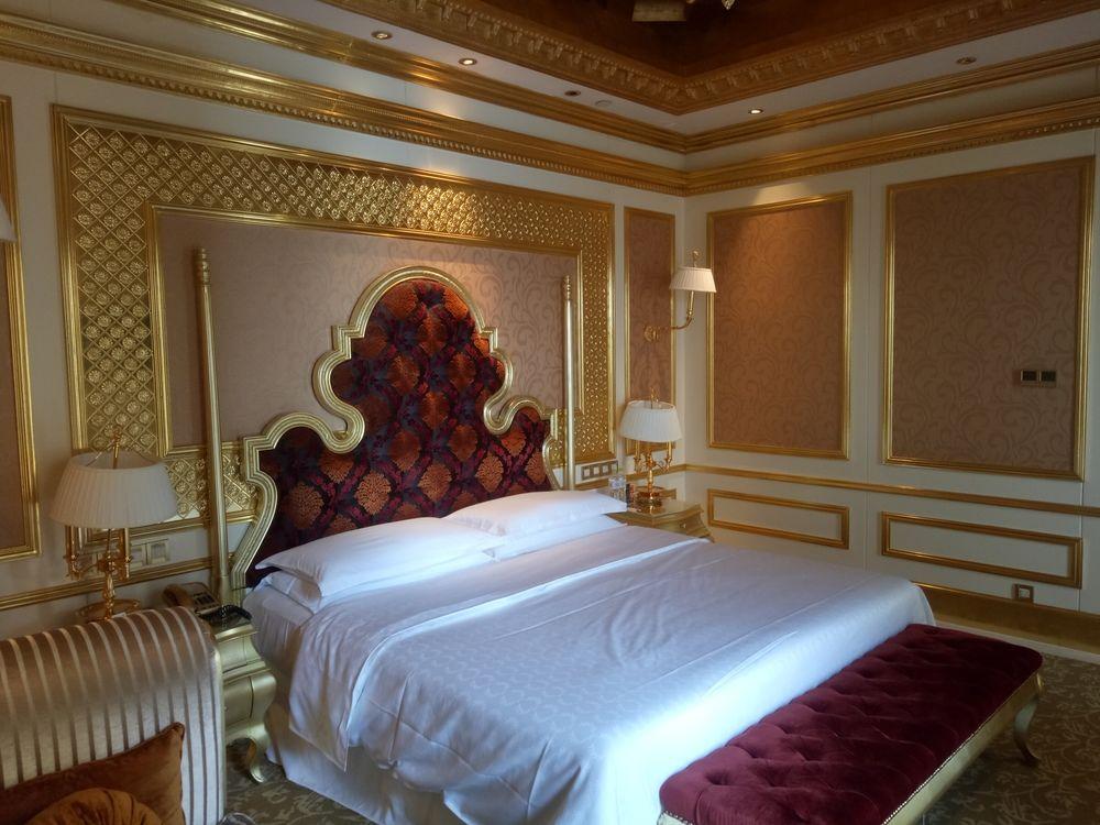 Sheraton Chongqing Hotel Extérieur photo