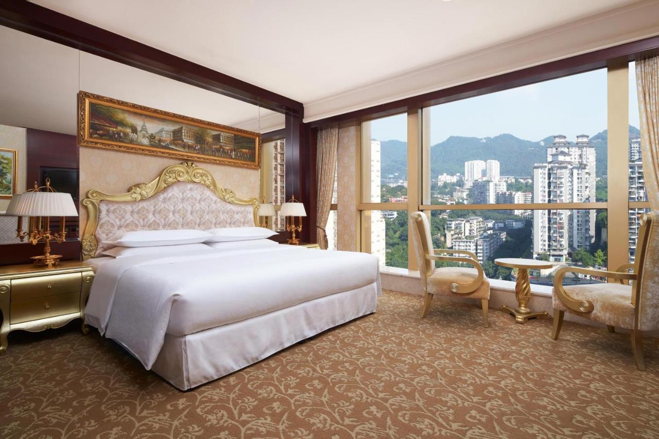 Sheraton Chongqing Hotel Extérieur photo