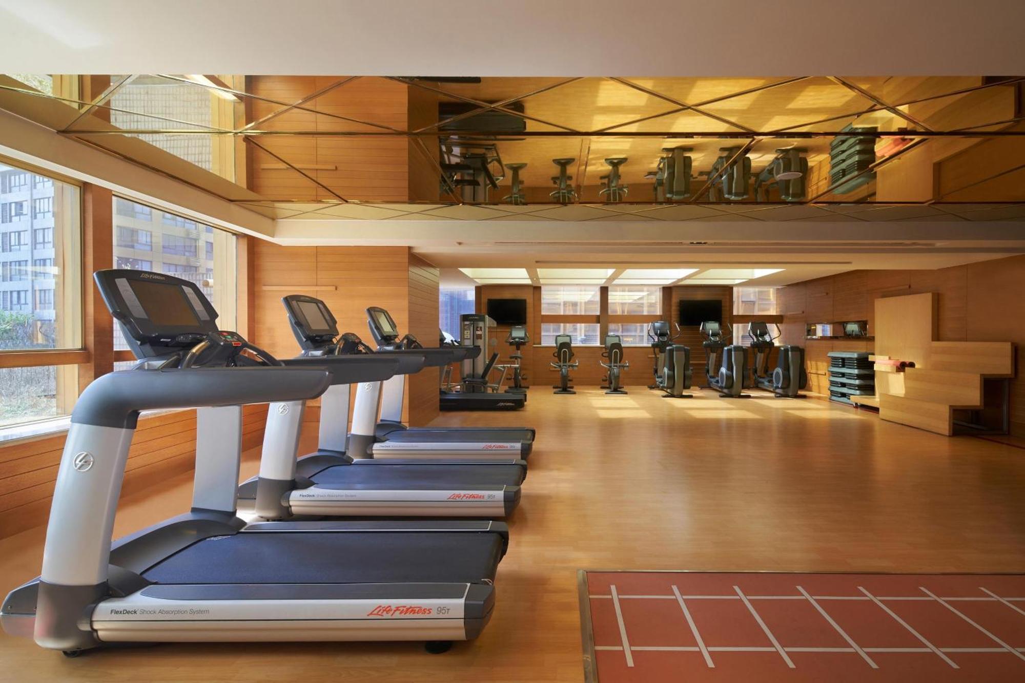 Sheraton Chongqing Hotel Extérieur photo