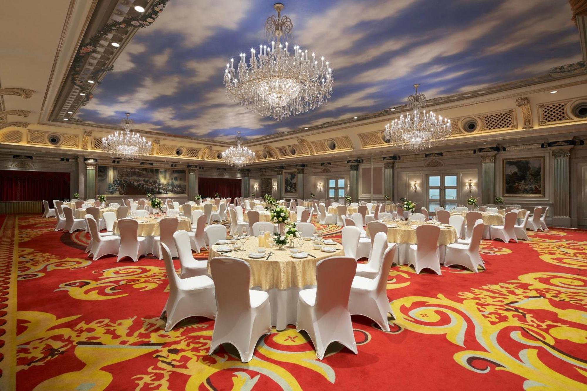 Sheraton Chongqing Hotel Extérieur photo