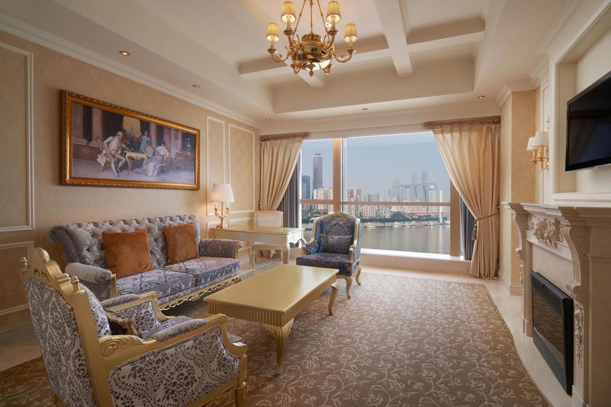 Sheraton Chongqing Hotel Extérieur photo