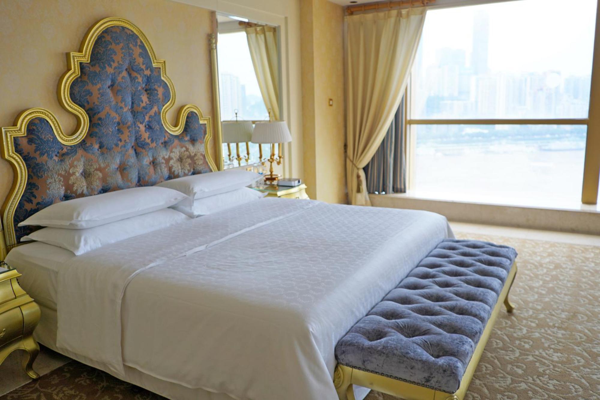 Sheraton Chongqing Hotel Extérieur photo