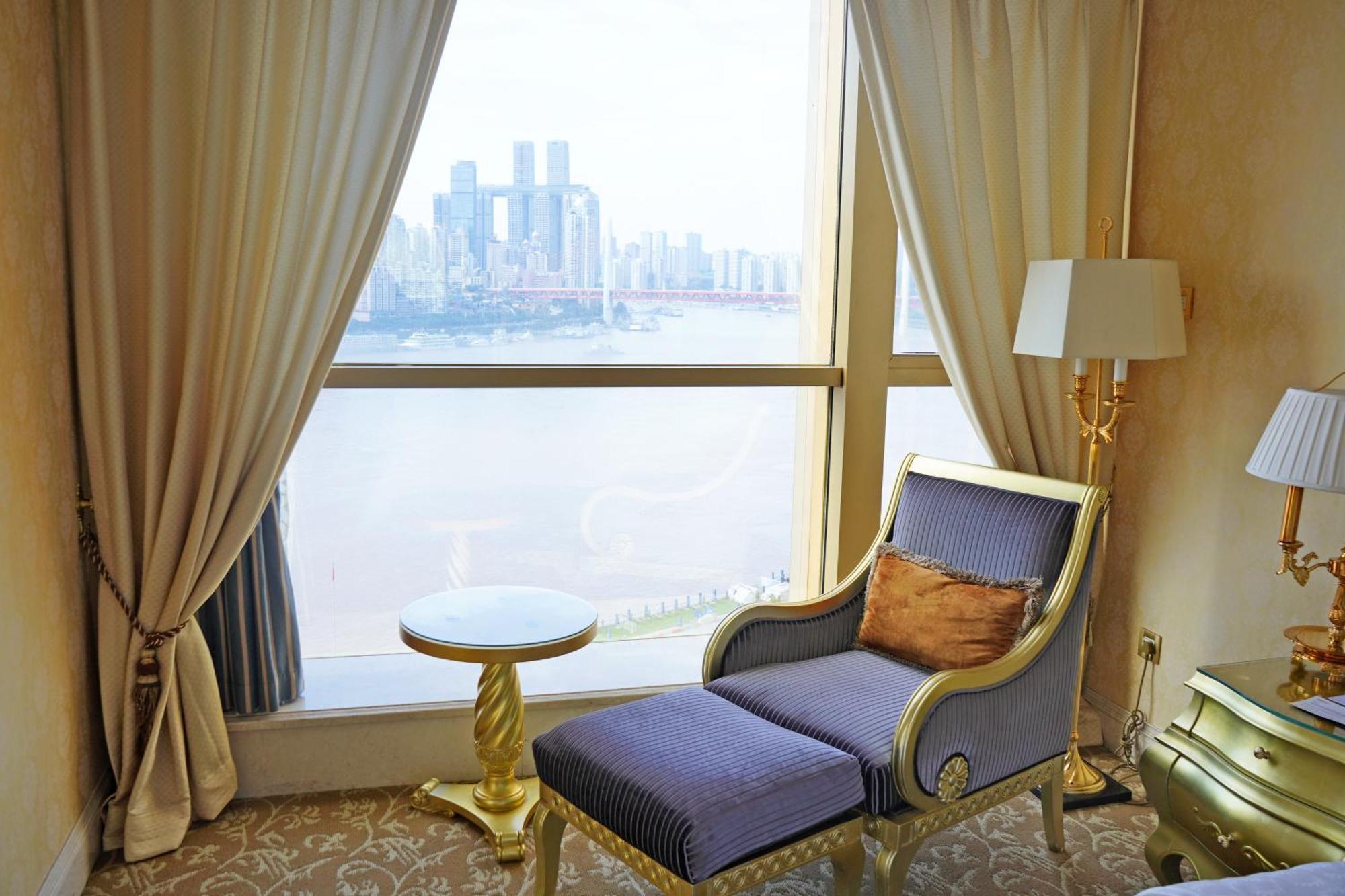 Sheraton Chongqing Hotel Extérieur photo